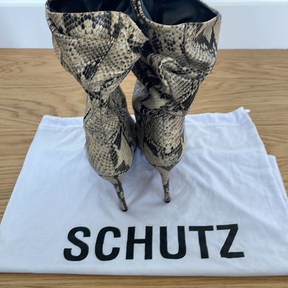 SCHUTZ Ashley BOOTS size 6.5  medium Made In Brazil Leather Sole snake print - Picture 5 of 12
